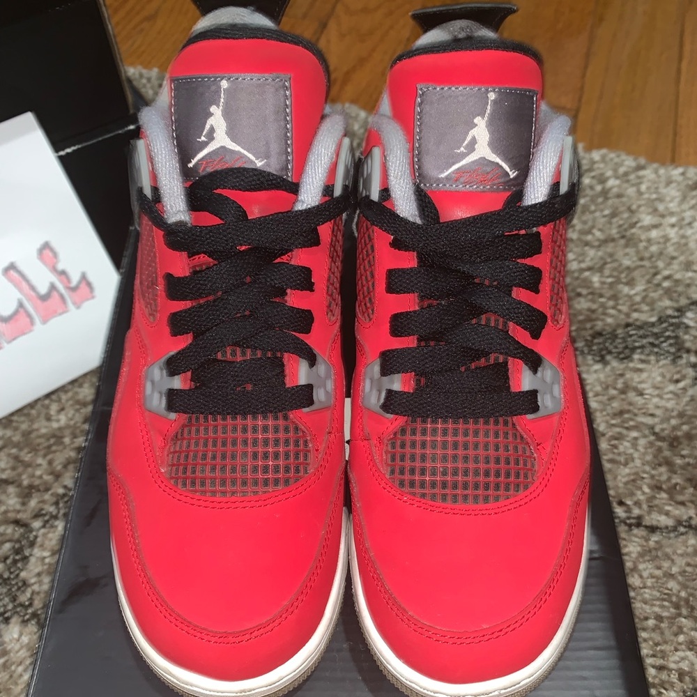 Air Jordan 4 Retro GS “Toro Bravo”